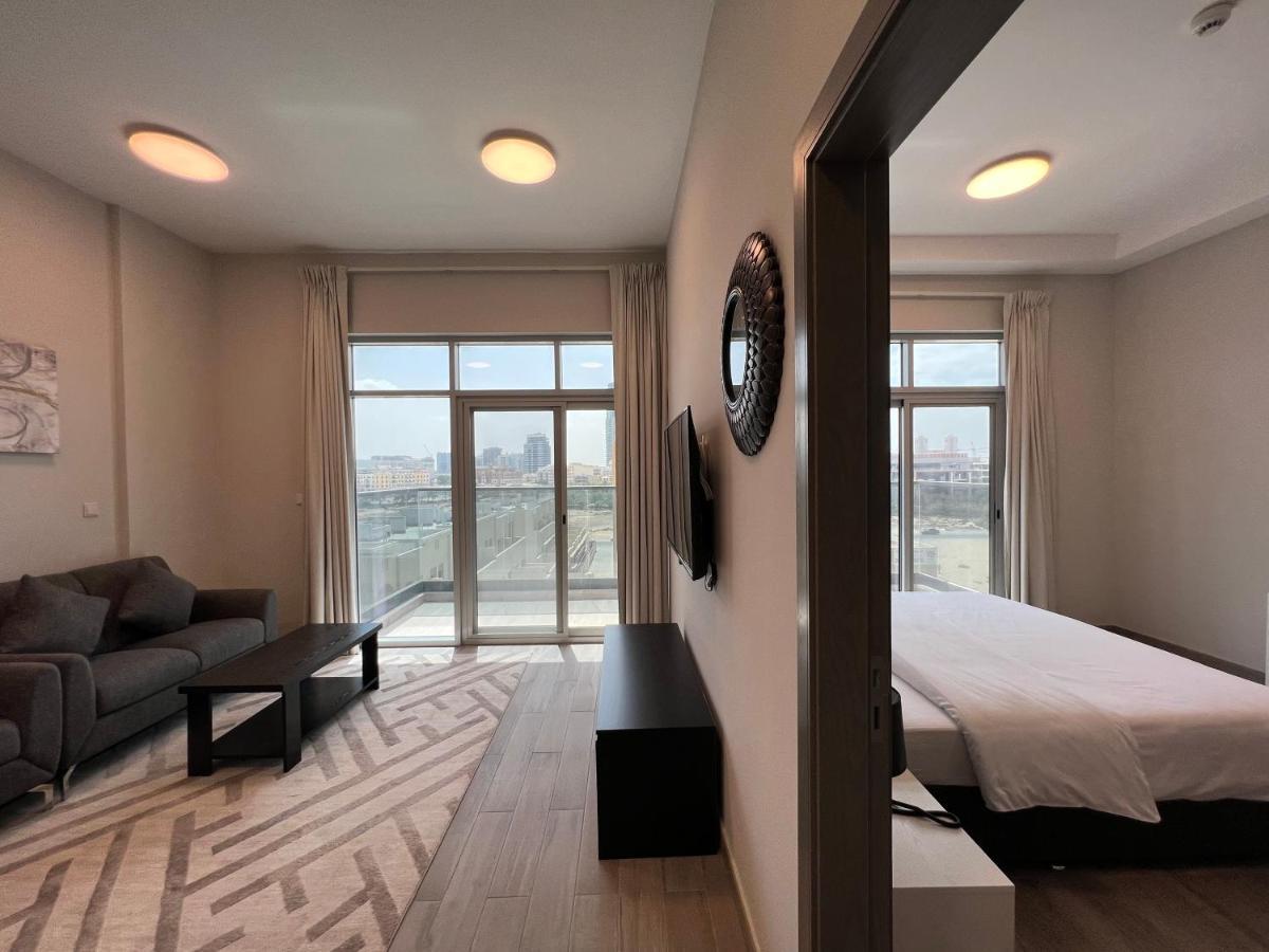 Penrose Place Dubai JVC Bagian luar foto