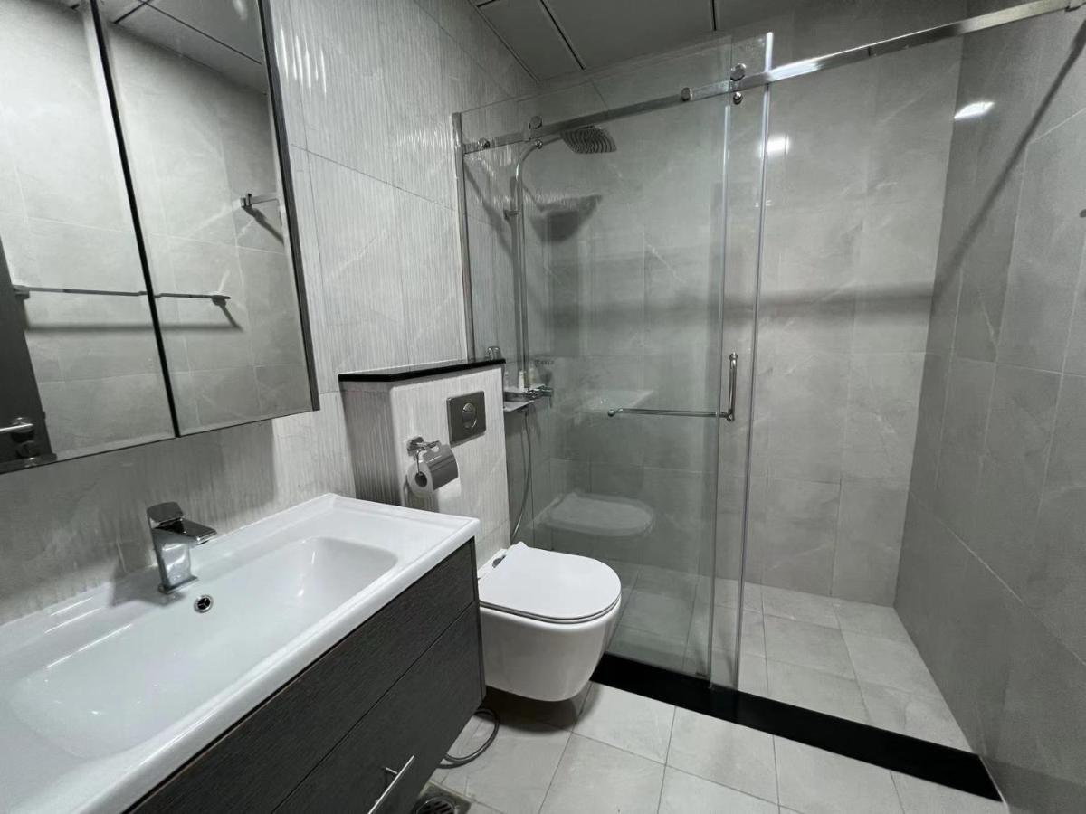 Penrose Place Dubai JVC Bagian luar foto