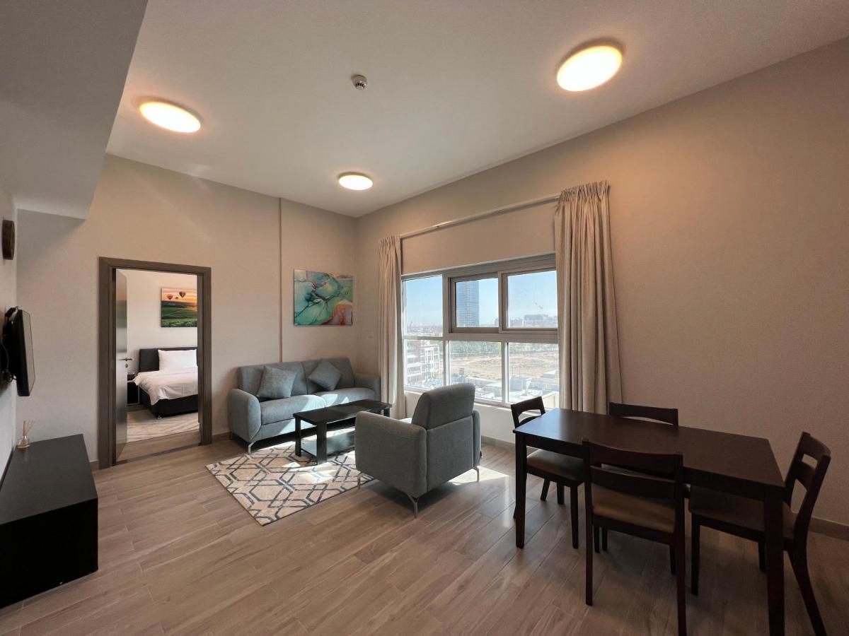 Penrose Place Dubai JVC Bagian luar foto