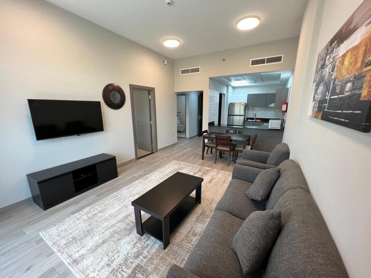 Penrose Place Dubai JVC Bagian luar foto