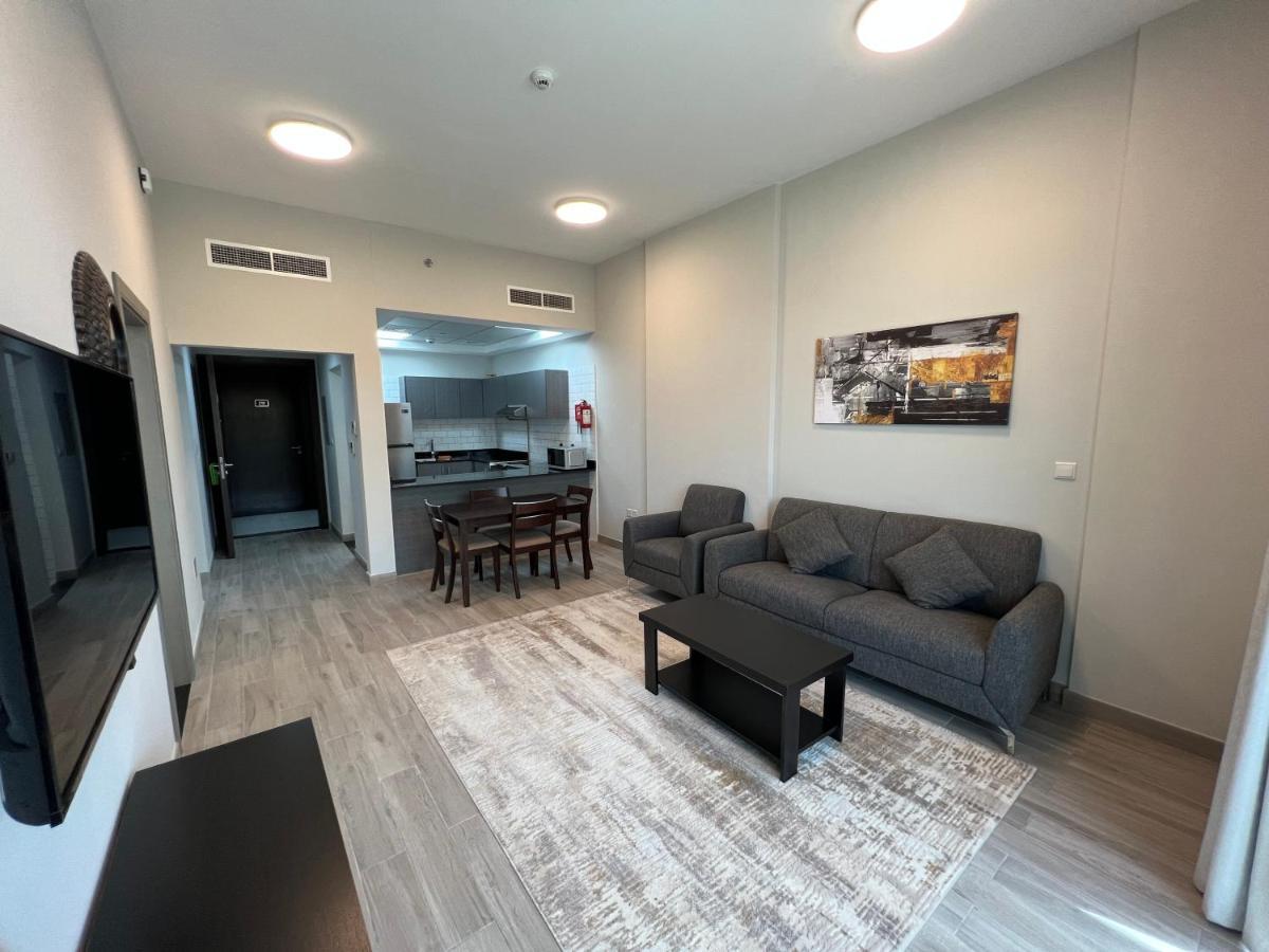 Penrose Place Dubai JVC Bagian luar foto