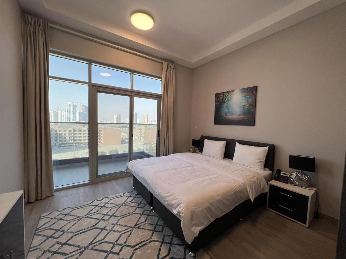 Penrose Place Dubai JVC Bagian luar foto